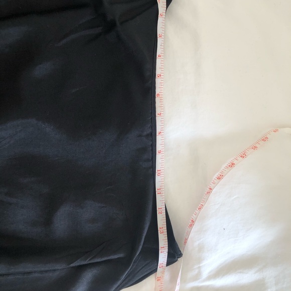 Black Bubble Skirt - Picture 2 of 4